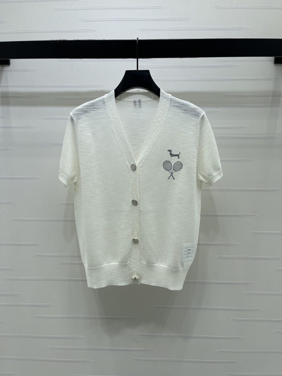 Women's short sleeves